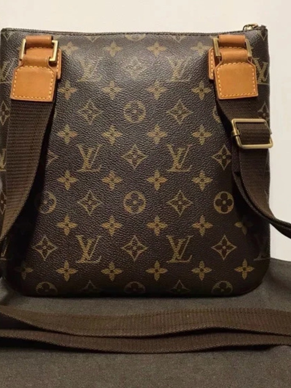 Louis Vuitton Monogram Messenger Bag in Brown and Tan - Picture 4 of 7